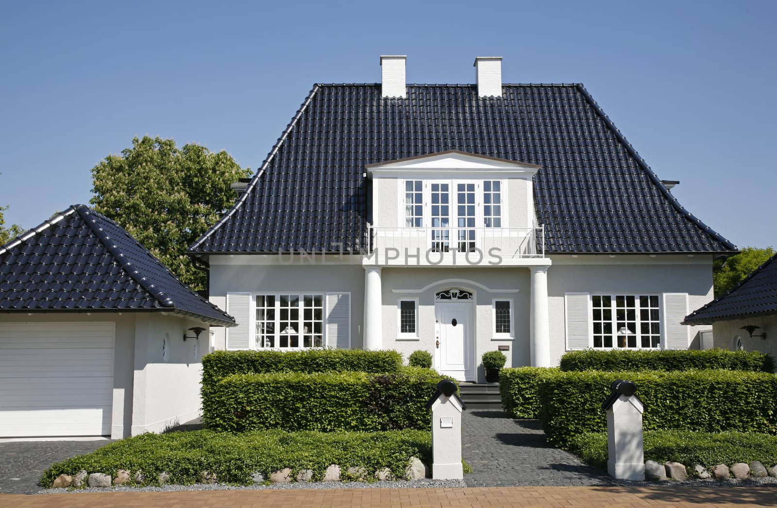 Upper class villa and nice garden Denmark.