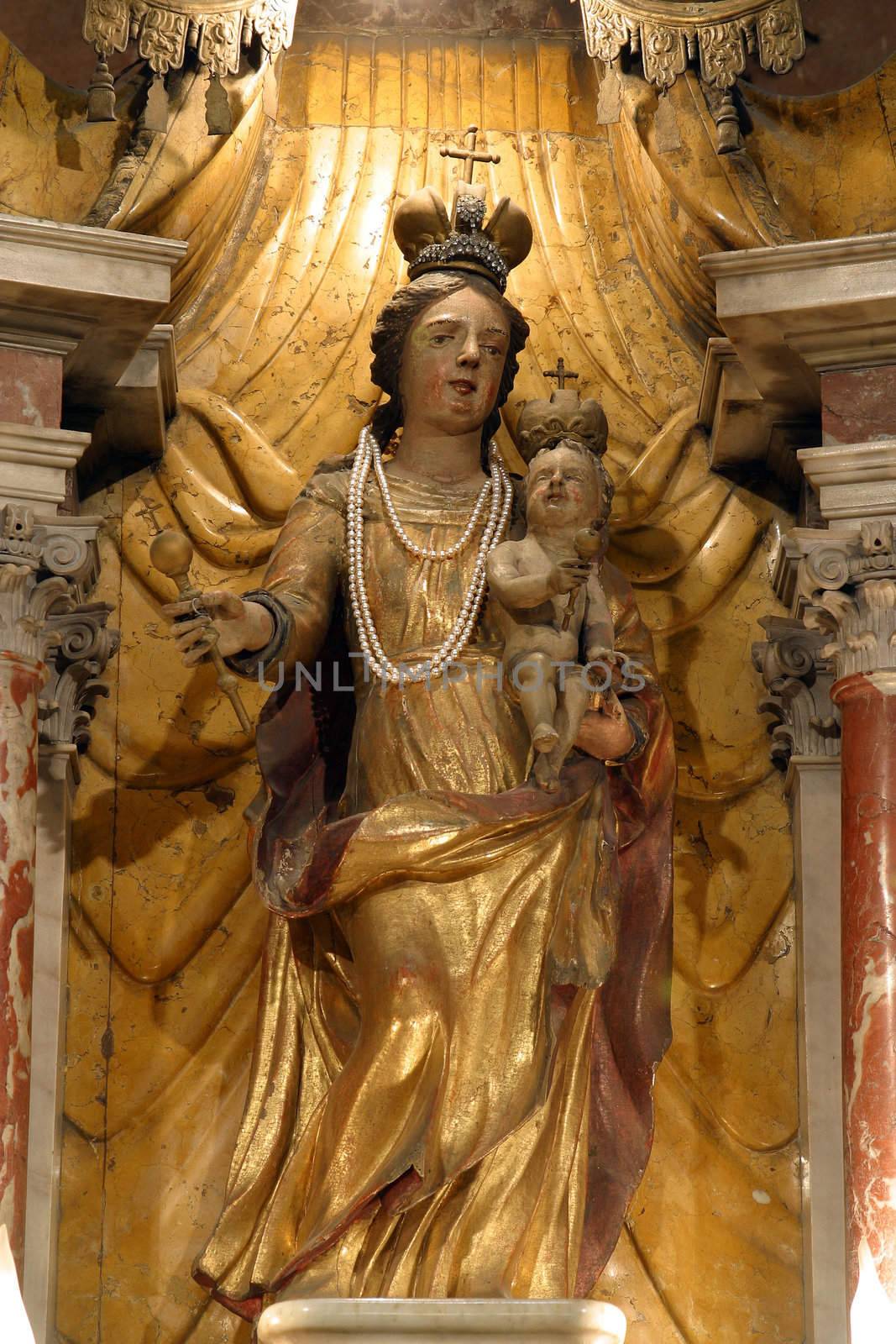 Blessed Virgin Mary with baby Jesus by atlas