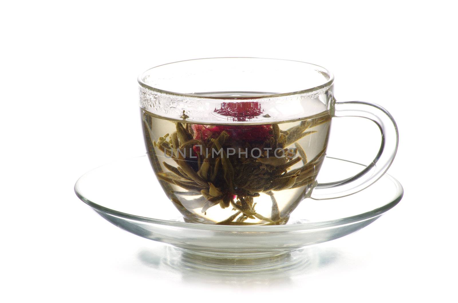 tea in cup with leaf mint  isolated on white background