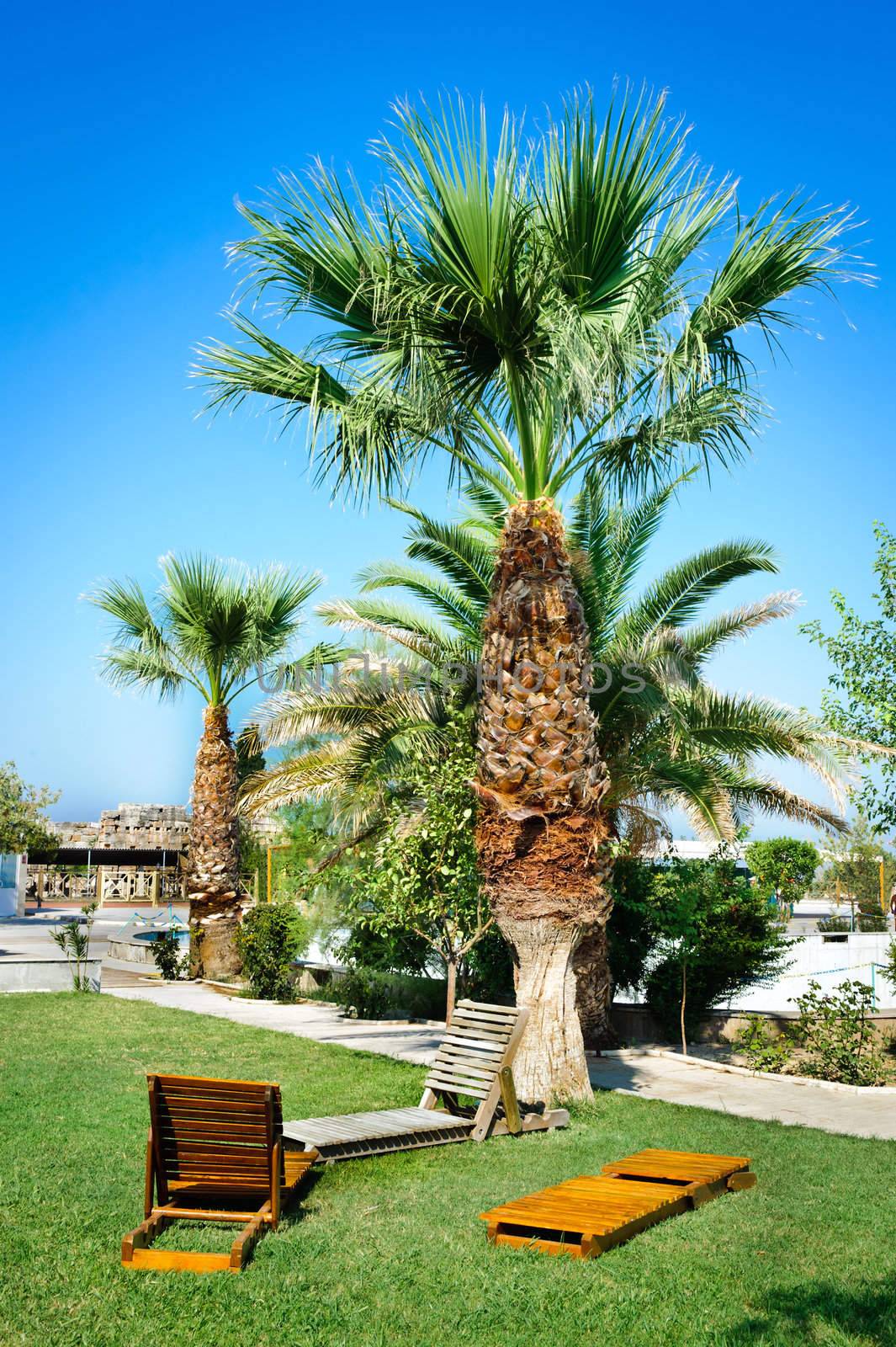 Pathwalk near the pool in Pamukkale resort, Turkey