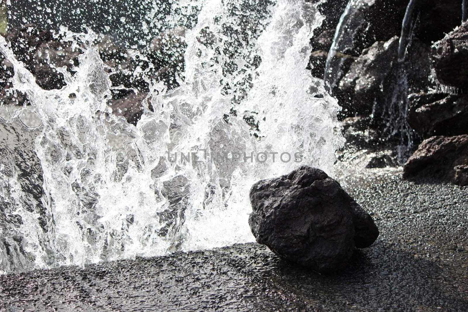 Wave breaking on the rocks