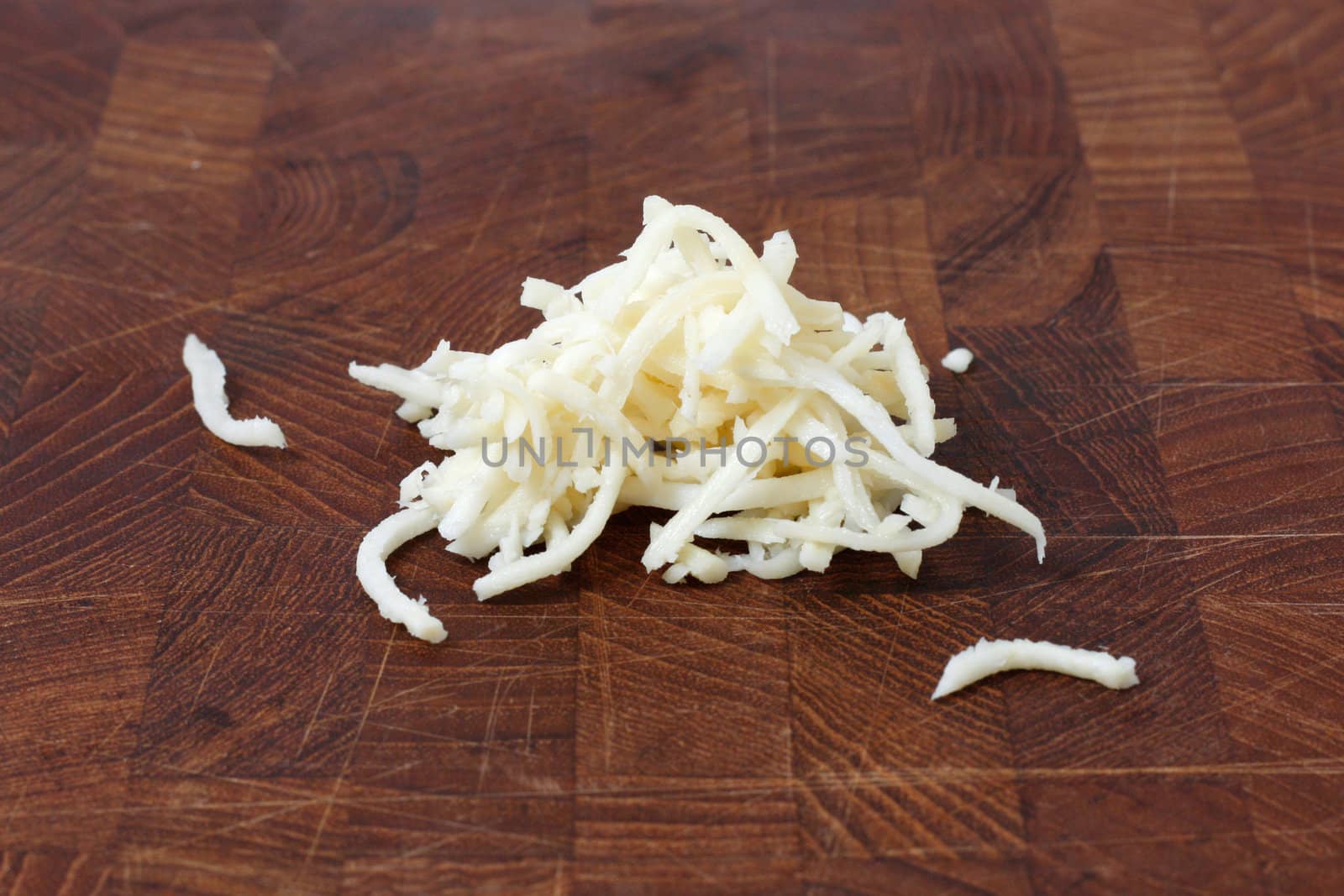 Grated horseradish by leeser