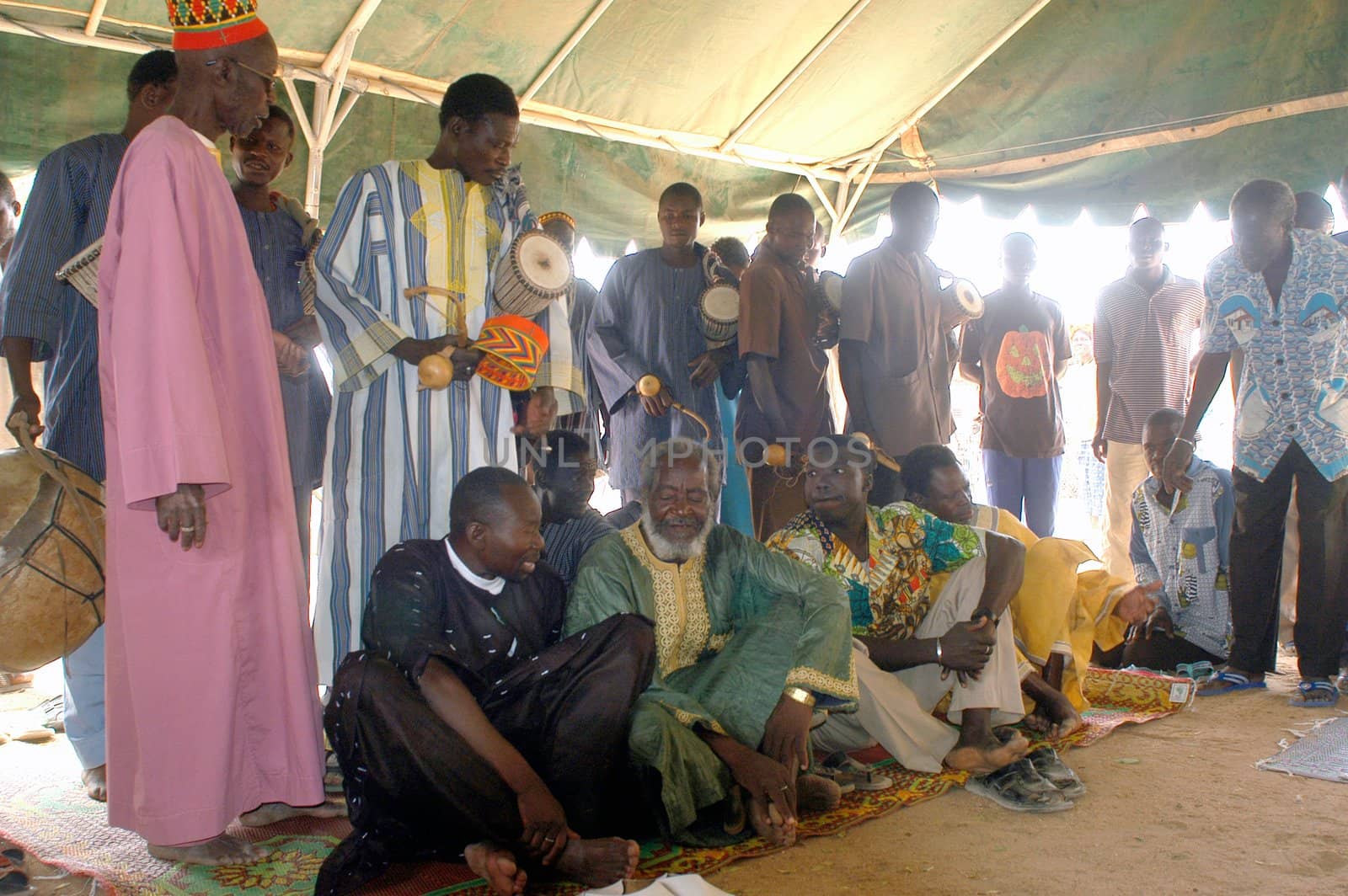 The festival of establishment of a usual chief in Burkina Faso Faso lasts three days. The usual chief succeeds his father deceased, it is always the groin of the family and always a man. It is a very rare event because a chief can be replaced only after his death. During establishment it is the festival and all the area is invited. This festival occurs to Kokemnour�, small village in the East of Burkina Faso Faso in the province of Kouritanga. These three days are punctuated of dance, meal and especially of traditional ceremonies African. The Chief is the King and can be established only by chiefs more important than him.                                