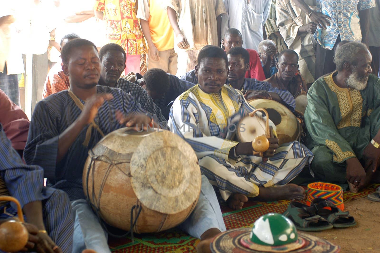 The festival of establishment of a usual chief in Burkina Faso Faso lasts three days. The usual chief succeeds his father deceased, it is always the groin of the family and always a man. It is a very rare event because a chief can be replaced only after his death. During establishment it is the festival and all the area is invited. This festival occurs to Kokemnour�, small village in the East of Burkina Faso Faso in the province of Kouritanga. These three days are punctuated of dance, meal and especially of traditional ceremonies African. The Chief is the King and can be established only by chiefs more important than him.                                