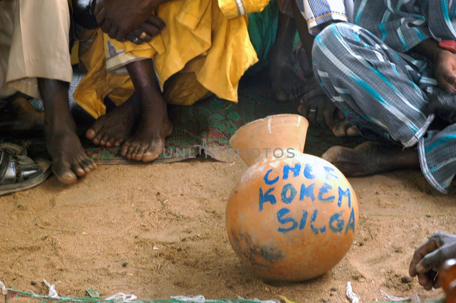 The festival of establishment of a usual chief in Burkina Faso Faso lasts three days. The usual chief succeeds his father deceased, it is always the groin of the family and always a man. It is a very rare event because a chief can be replaced only after his death. During establishment it is the festival and all the area is invited. This festival occurs to Kokemnour�, small village in the East of Burkina Faso Faso in the province of Kouritanga. These three days are punctuated of dance, meal and especially of traditional ceremonies African. The Chief is the King and can be established only by chiefs more important than him.                                