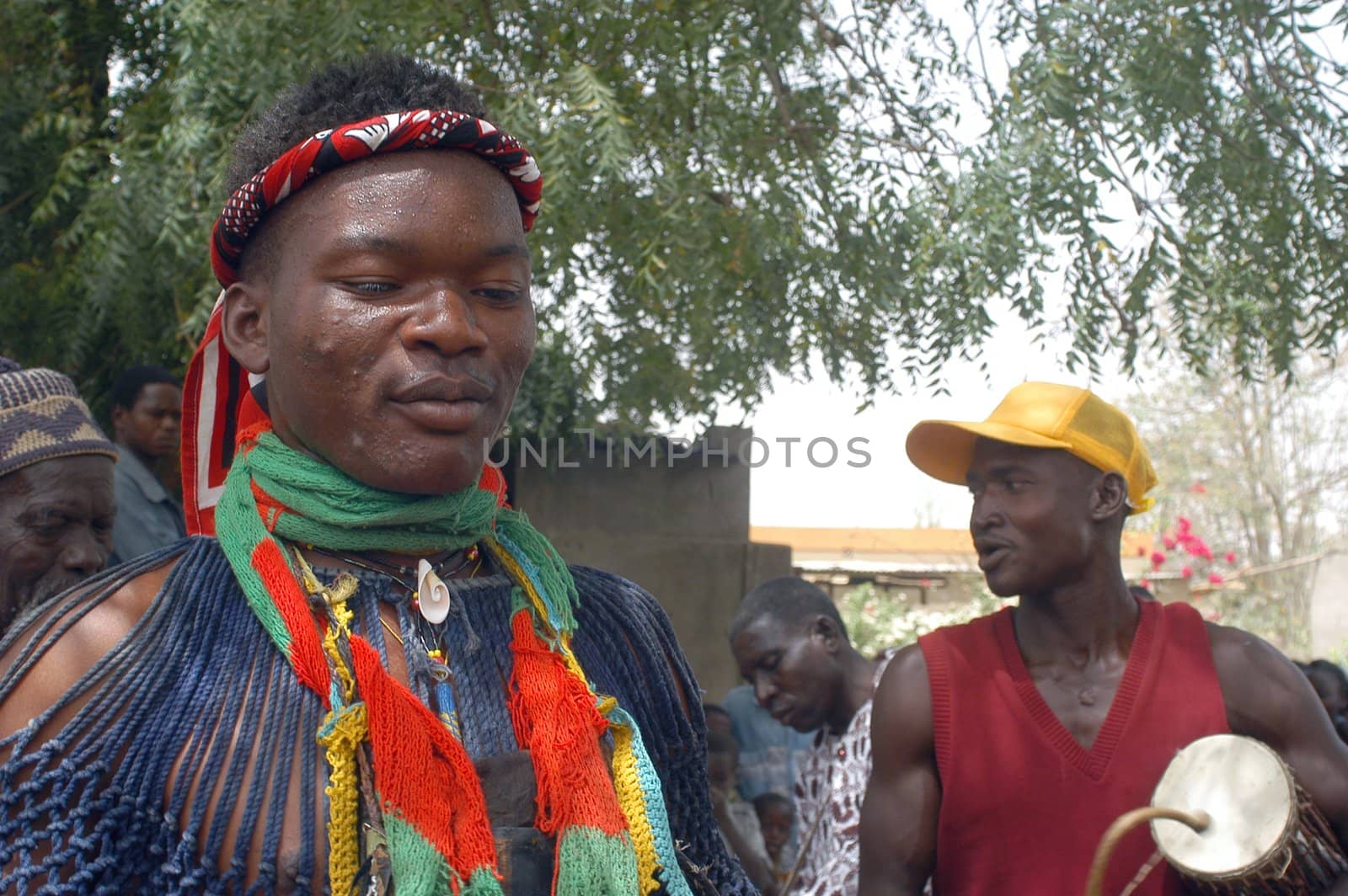 The festival of establishment of a usual chief in Burkina Faso Faso lasts three days. The usual chief succeeds his father deceased, it is always the groin of the family and always a man. It is a very rare event because a chief can be replaced only after his death. During establishment it is the festival and all the area is invited. This festival occurs to Kokemnour�, small village in the East of Burkina Faso Faso in the province of Kouritanga. These three days are punctuated of dance, meal and especially of traditional ceremonies African. The Chief is the King and can be established only by chiefs more important than him.                                