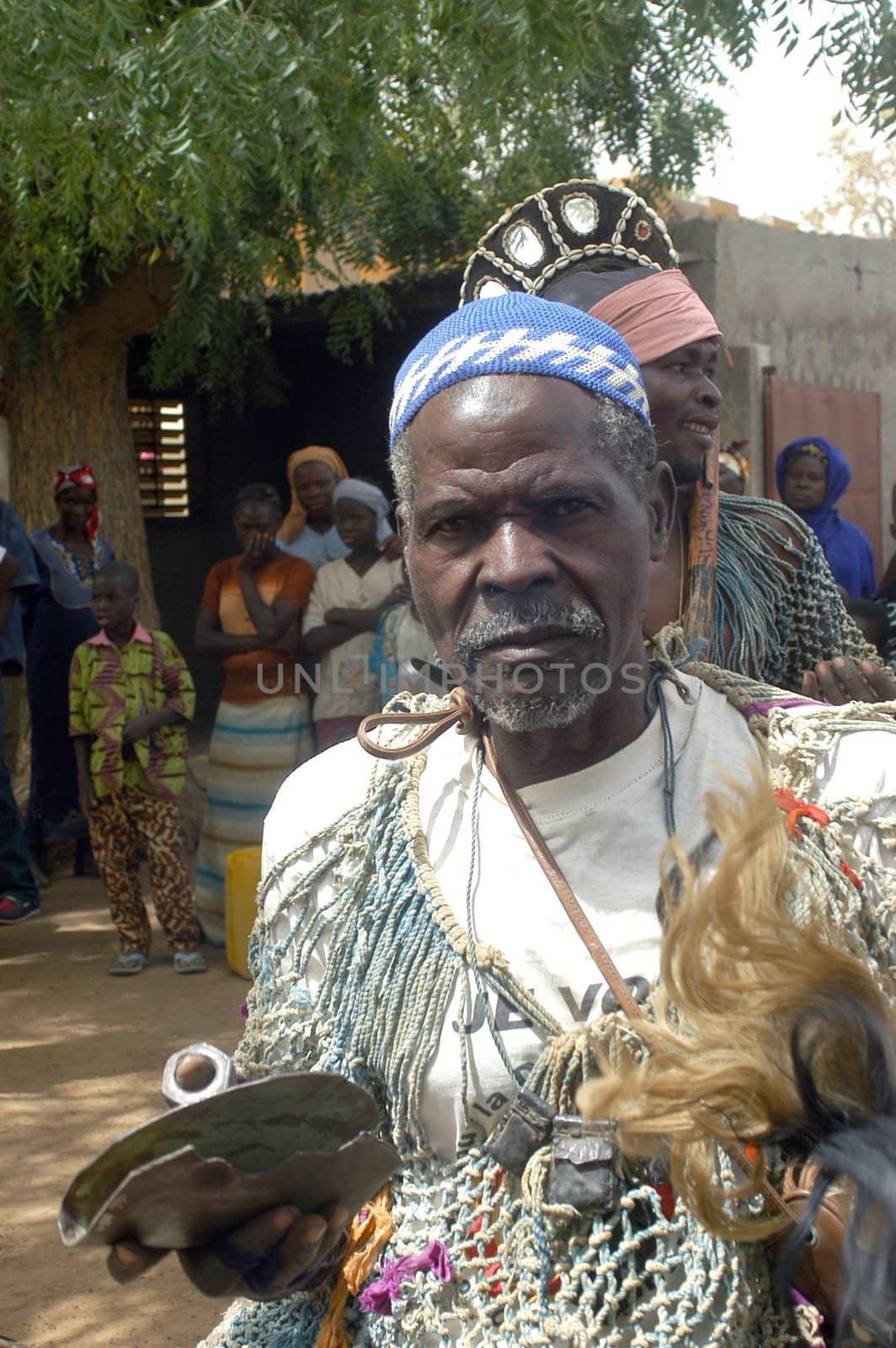 The festival of establishment of a usual chief in Burkina Faso Faso lasts three days. The usual chief succeeds his father deceased, it is always the groin of the family and always a man. It is a very rare event because a chief can be replaced only after his death. During establishment it is the festival and all the area is invited. This festival occurs to Kokemnour�, small village in the East of Burkina Faso Faso in the province of Kouritanga. These three days are punctuated of dance, meal and especially of traditional ceremonies African. The Chief is the King and can be established only by chiefs more important than him.                                