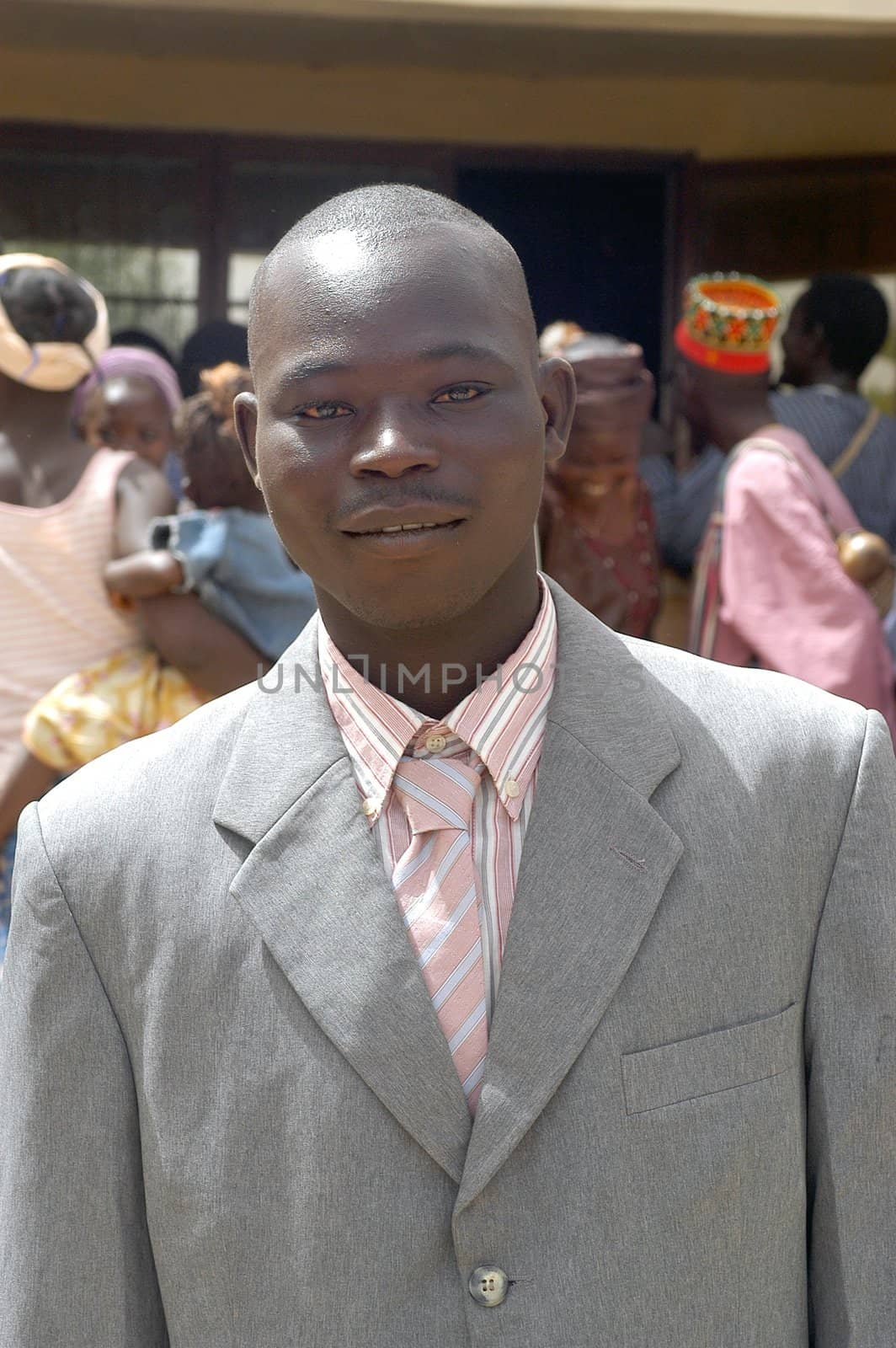 The festival of establishment of a usual chief in Burkina Faso Faso lasts three days. The usual chief succeeds his father deceased, it is always the groin of the family and always a man. It is a very rare event because a chief can be replaced only after his death. During establishment it is the festival and all the area is invited. This festival occurs to Kokemnour�, small village in the East of Burkina Faso Faso in the province of Kouritanga. These three days are punctuated of dance, meal and especially of traditional ceremonies African. The Chief is the King and can be established only by chiefs more important than him.                                