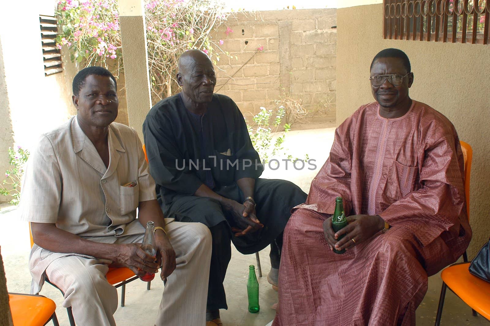 The festival of establishment of a usual chief in Burkina Faso Faso lasts three days. The usual chief succeeds his father deceased, it is always the groin of the family and always a man. It is a very rare event because a chief can be replaced only after his death. During establishment it is the festival and all the area is invited. This festival occurs to Kokemnour�, small village in the East of Burkina Faso Faso in the province of Kouritanga. These three days are punctuated of dance, meal and especially of traditional ceremonies African. The Chief is the King and can be established only by chiefs more important than him.                                