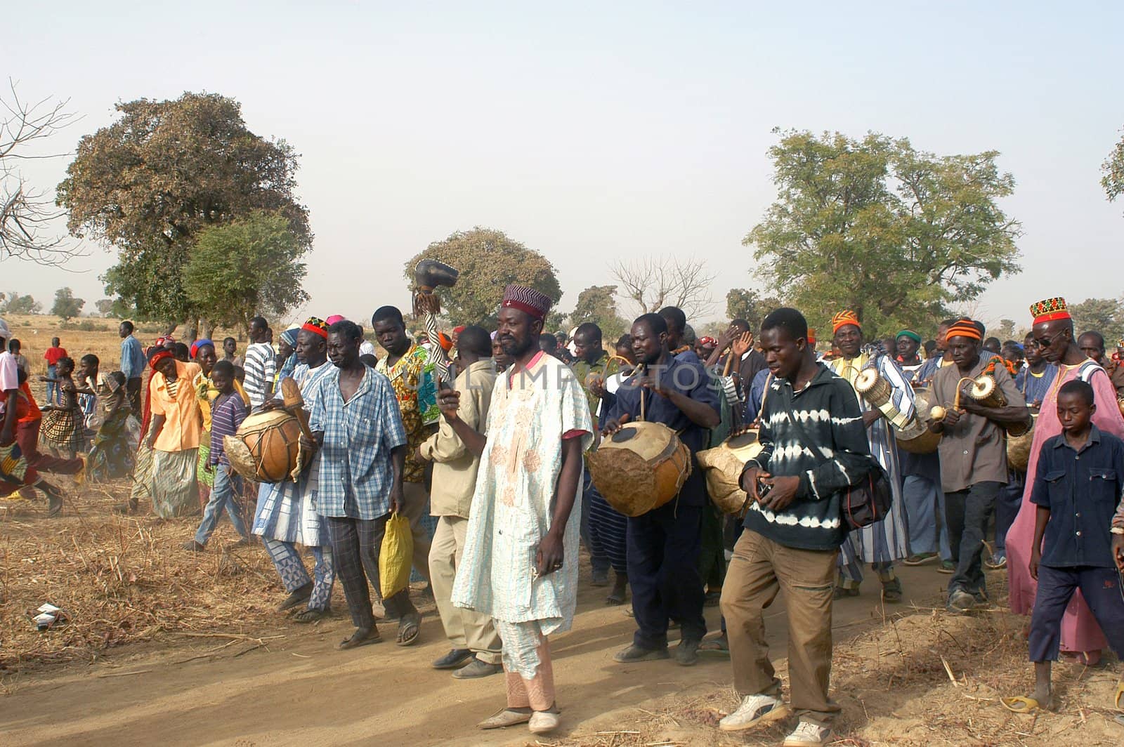 The festival of establishment of a usual chief in Burkina Faso Faso lasts three days. The usual chief succeeds his father deceased, it is always the groin of the family and always a man. It is a very rare event because a chief can be replaced only after his death. During establishment it is the festival and all the area is invited. This festival occurs to Kokemnour�, small village in the East of Burkina Faso Faso in the province of Kouritanga. These three days are punctuated of dance, meal and especially of traditional ceremonies African. The Chief is the King and can be established only by chiefs more important than him.                                