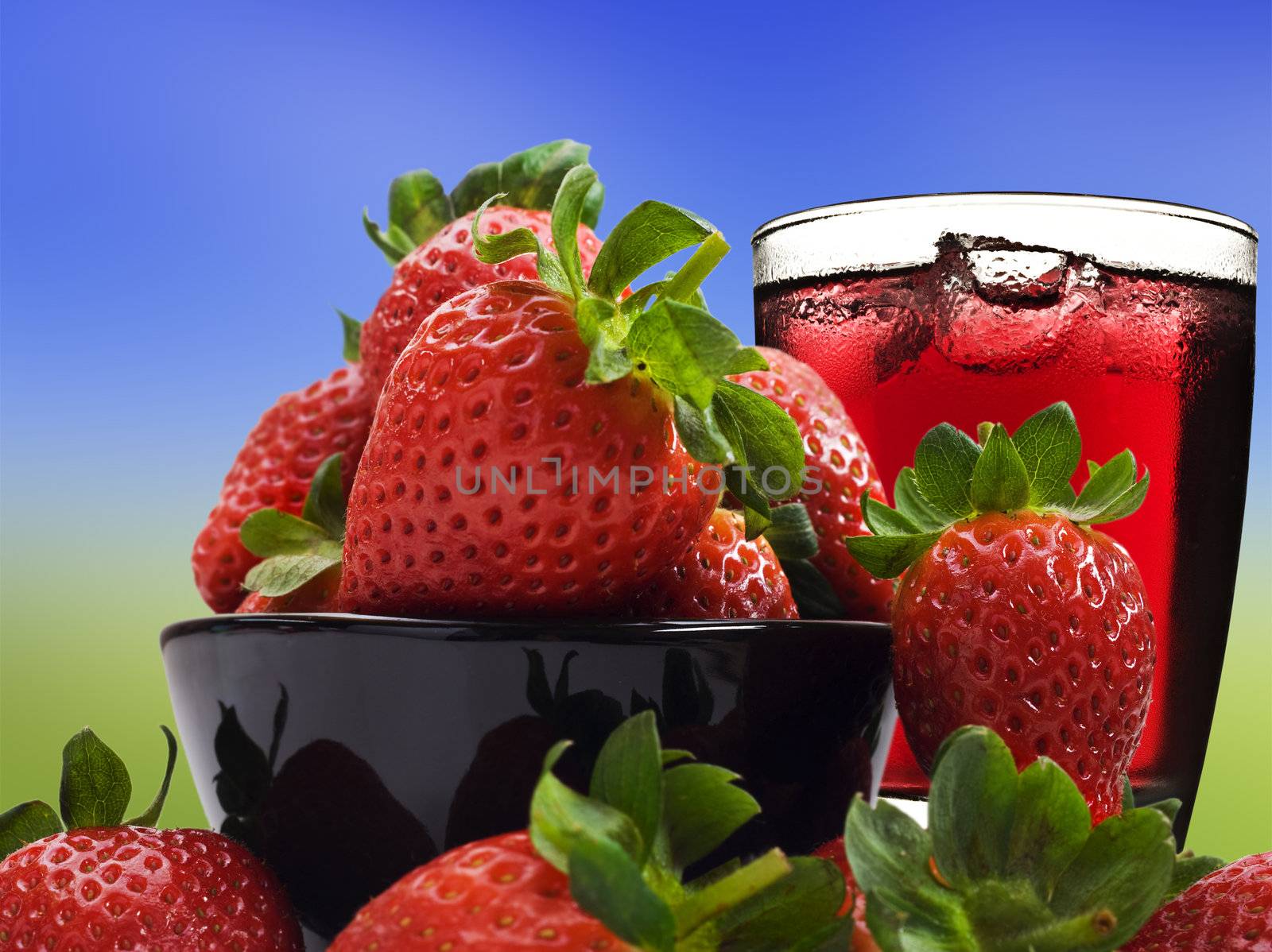 Fresh healthy strawberries and juice for a healthy diet