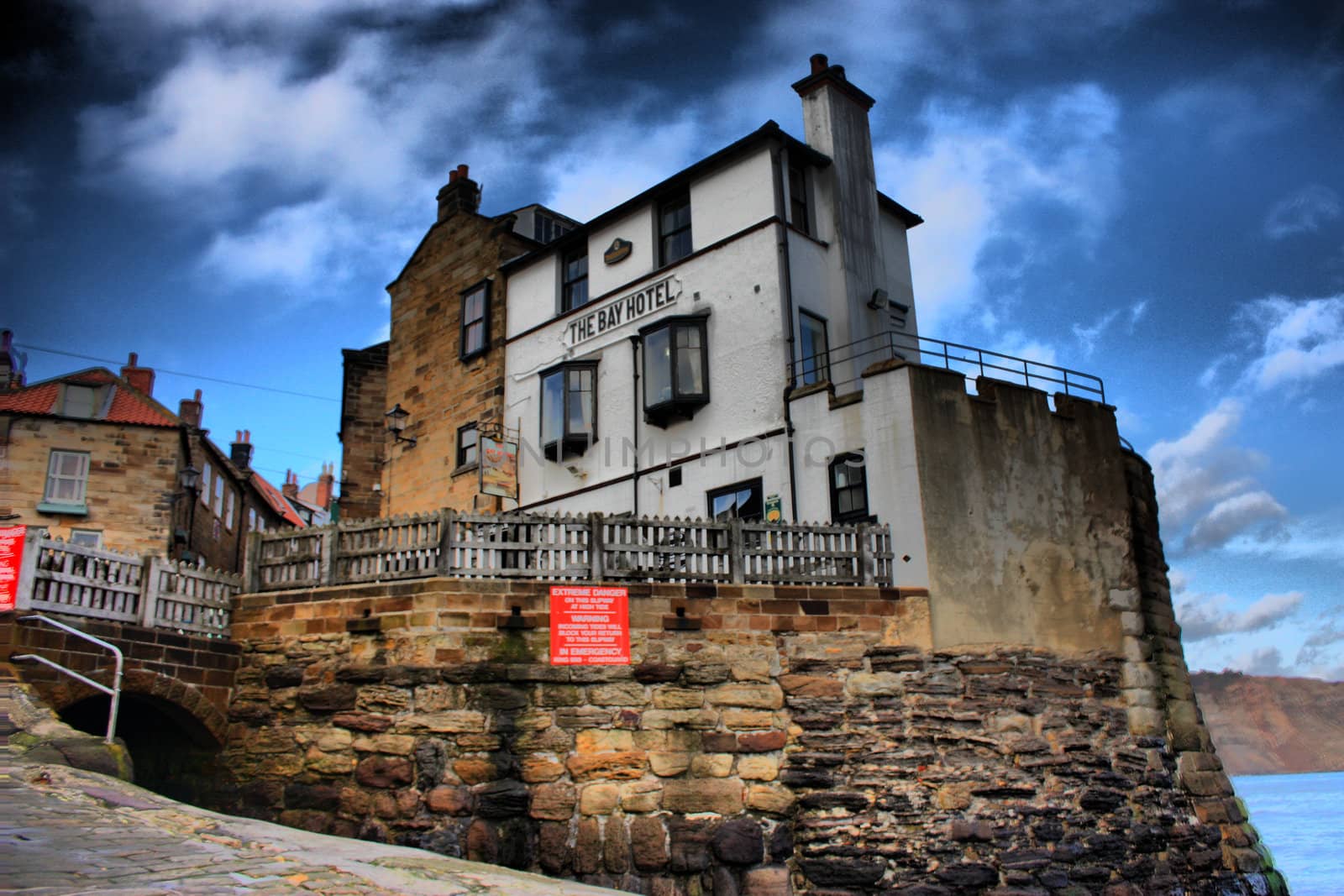 Robin Hoods Bay, Yorkshire by chrisga