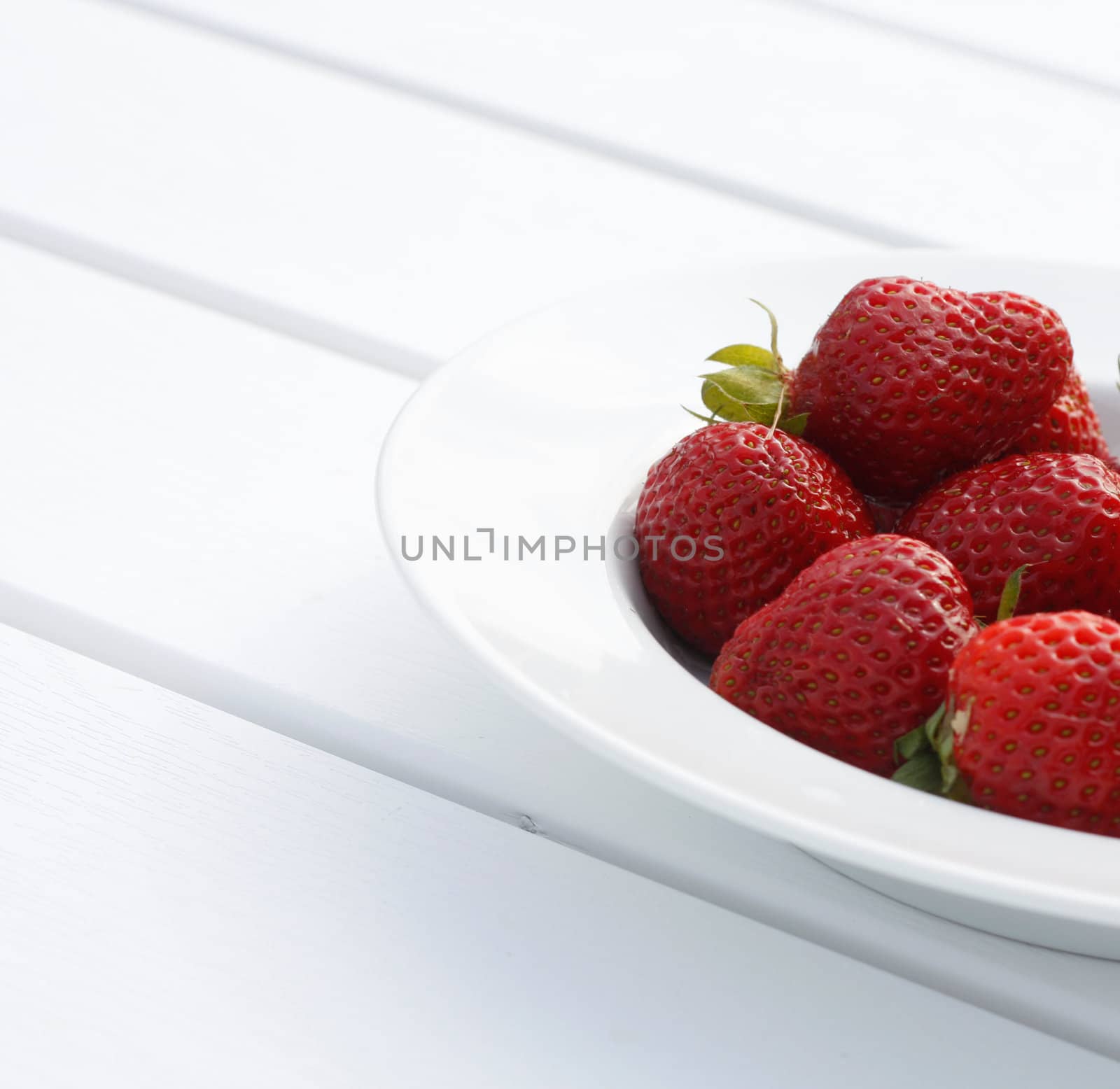 Strawberries by leeser