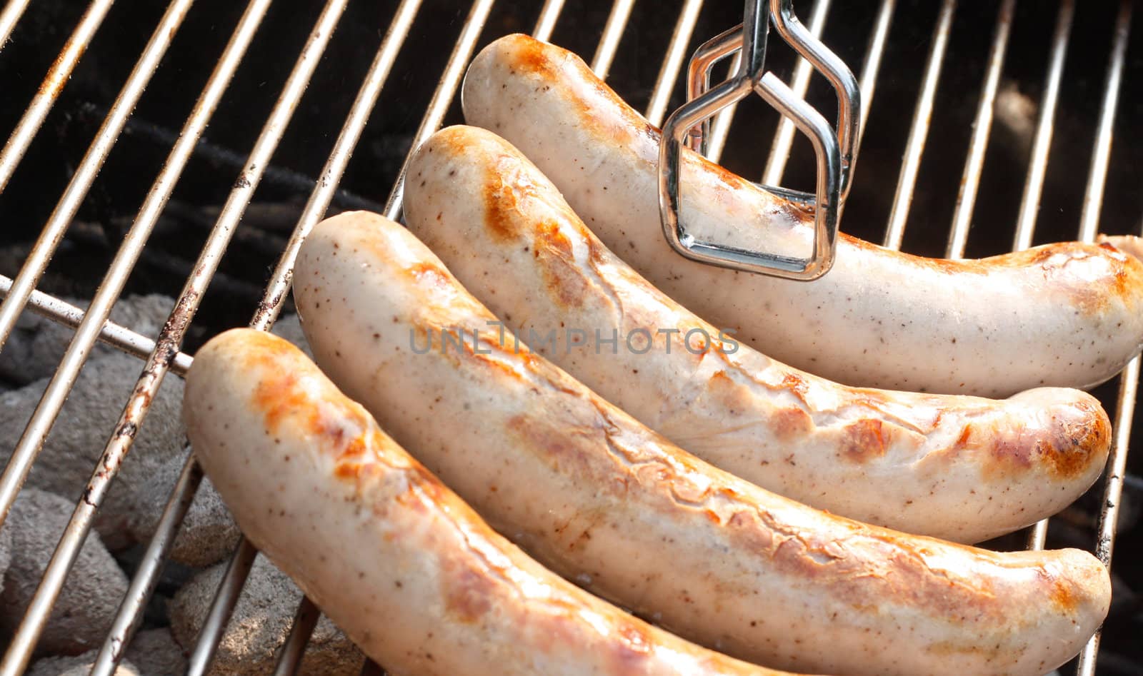 Sausages uncooked by leeser