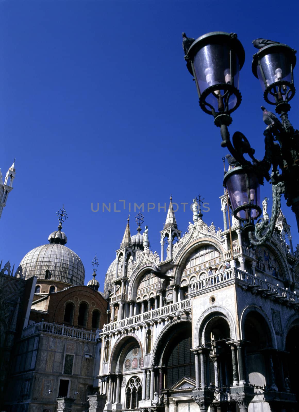 San Marcos Basilica by jol66