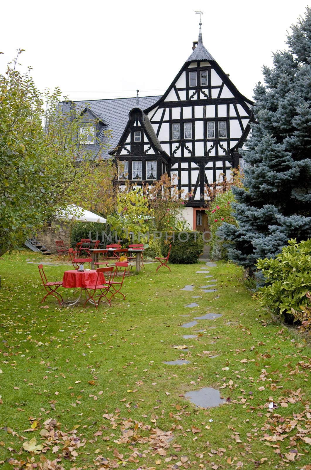 Dreigiebelhaus, Kr�v, Rheinland Pfalz, Germany