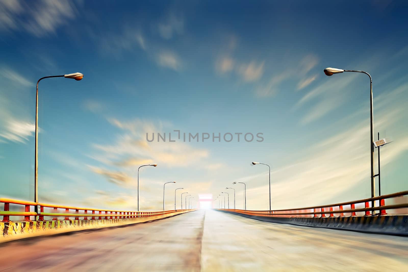 The second Yellow River bridge in China, located in Shanxi province