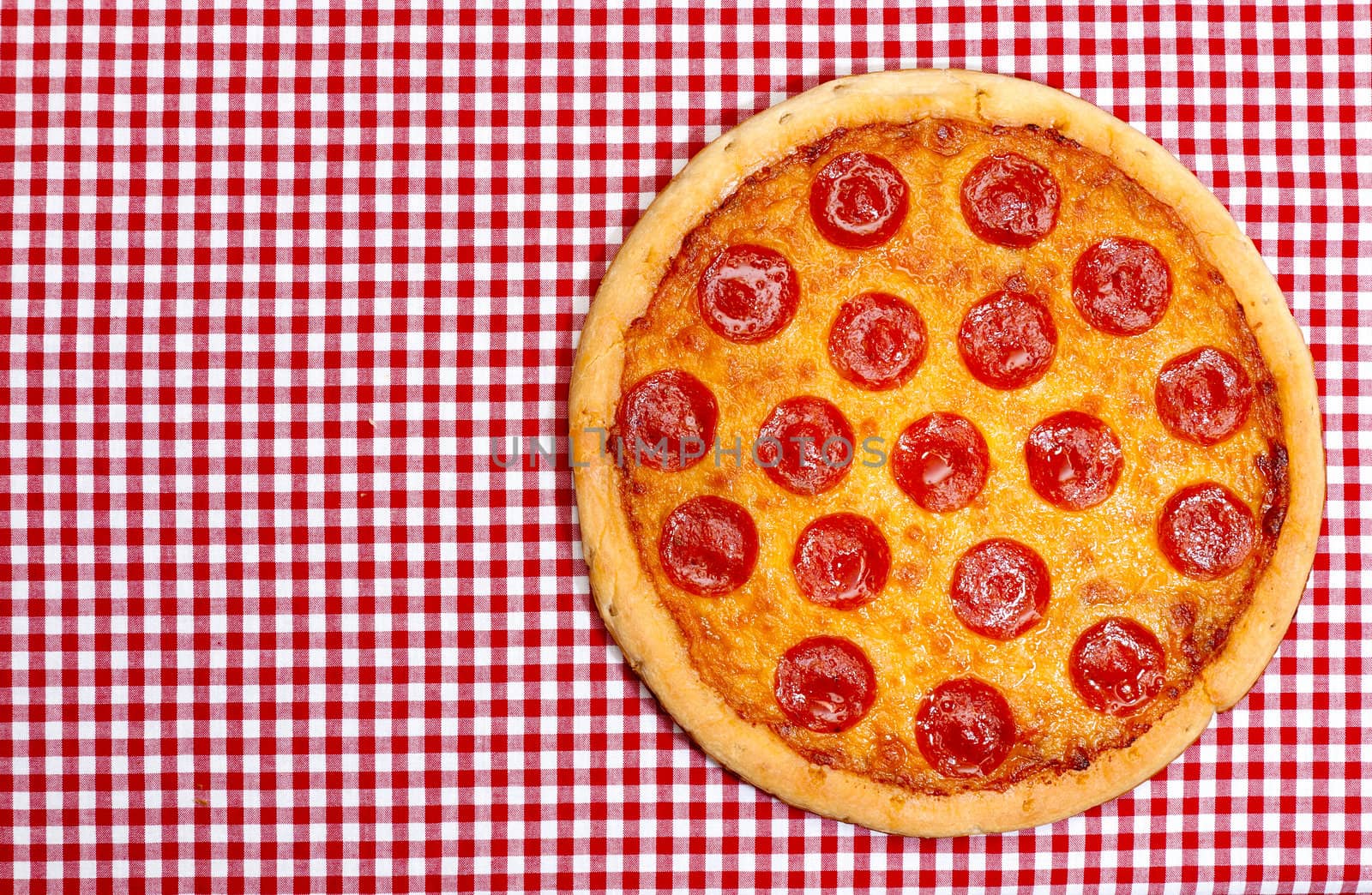 Whole Pepperoni Pizza by dehooks