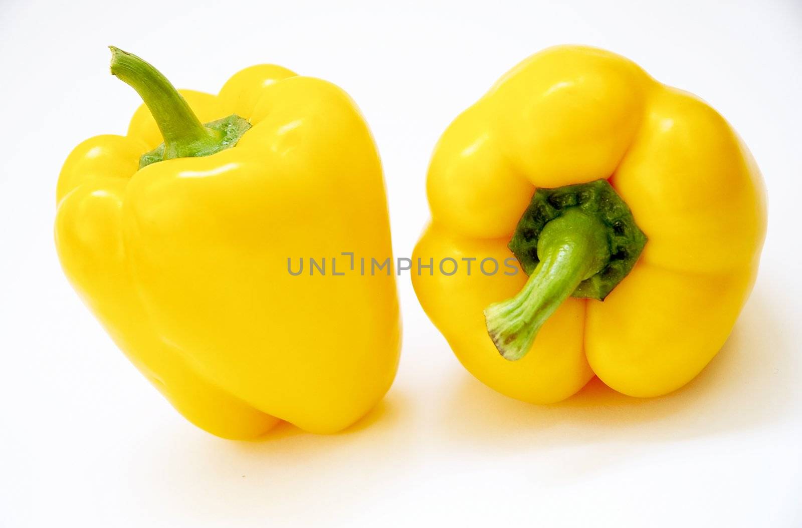 two peppers by Kuzma