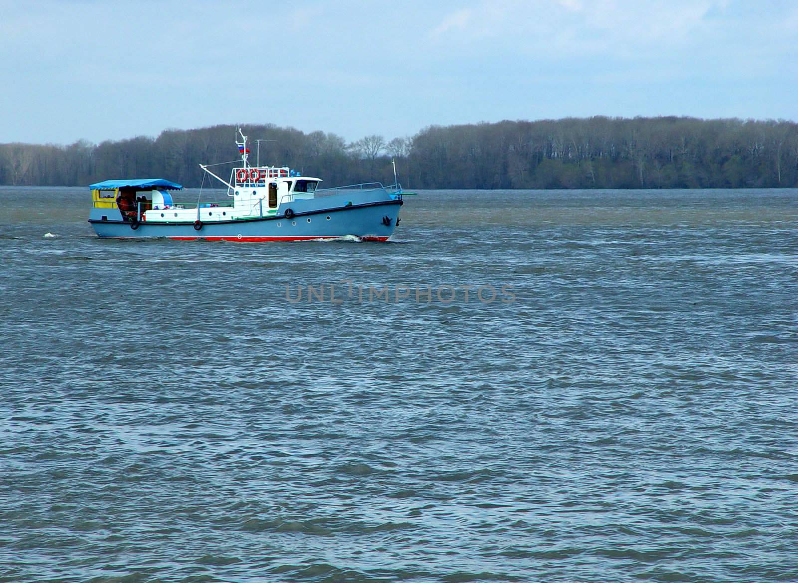 boat by Kuzma