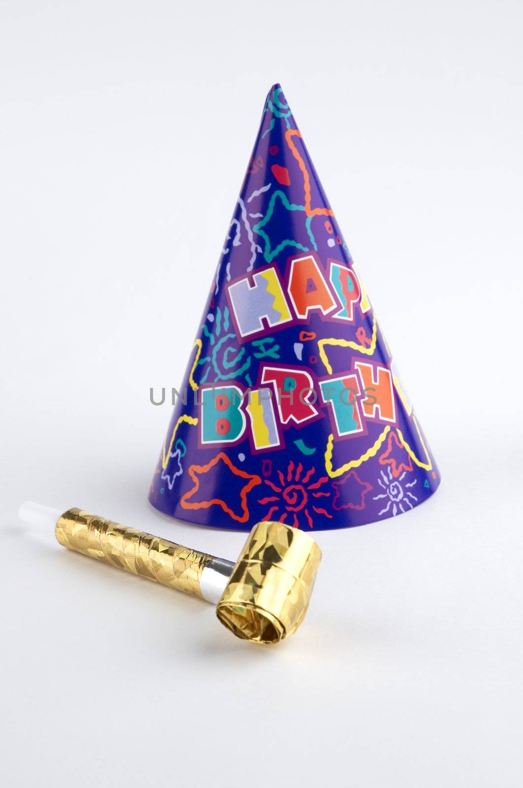 birthday cap and noise maker