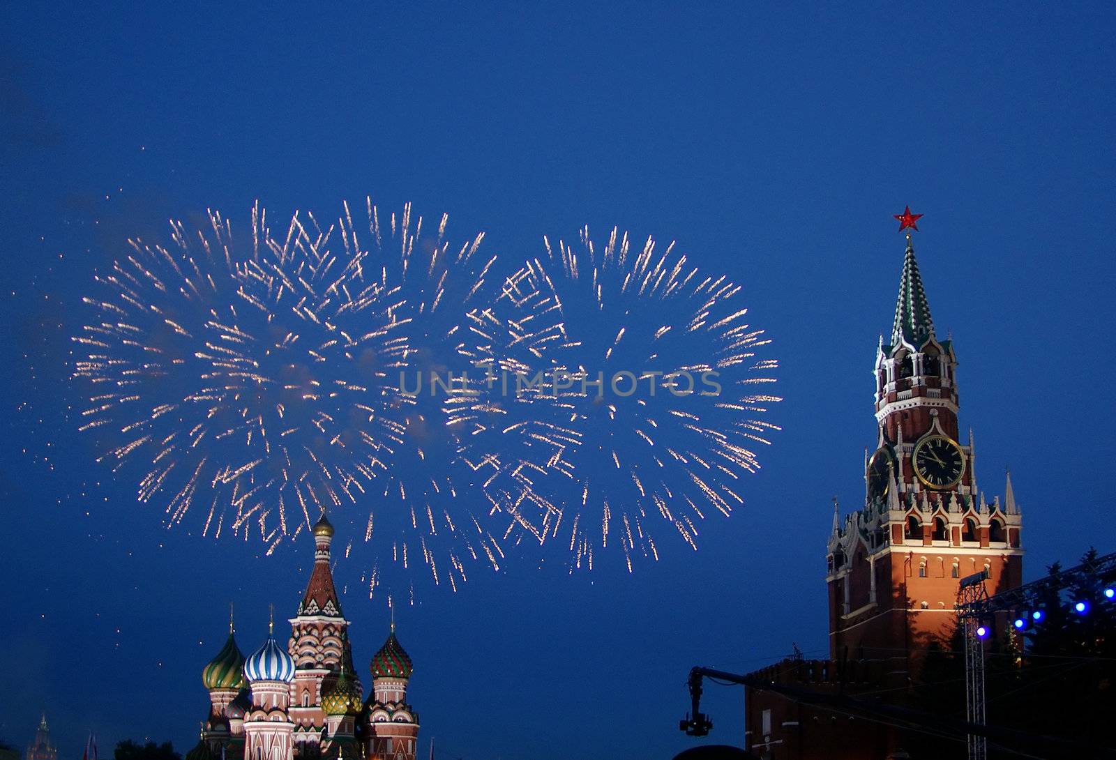 fireworks night celebration traditional moscow kremlin sky
