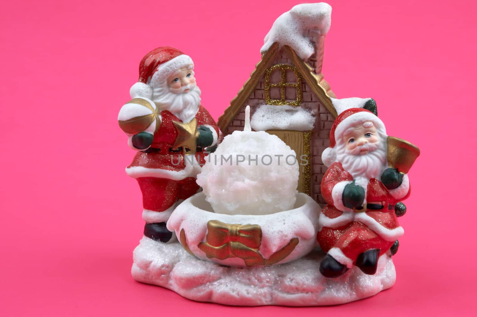 present with Santas(focus point on the faces,place your text here)