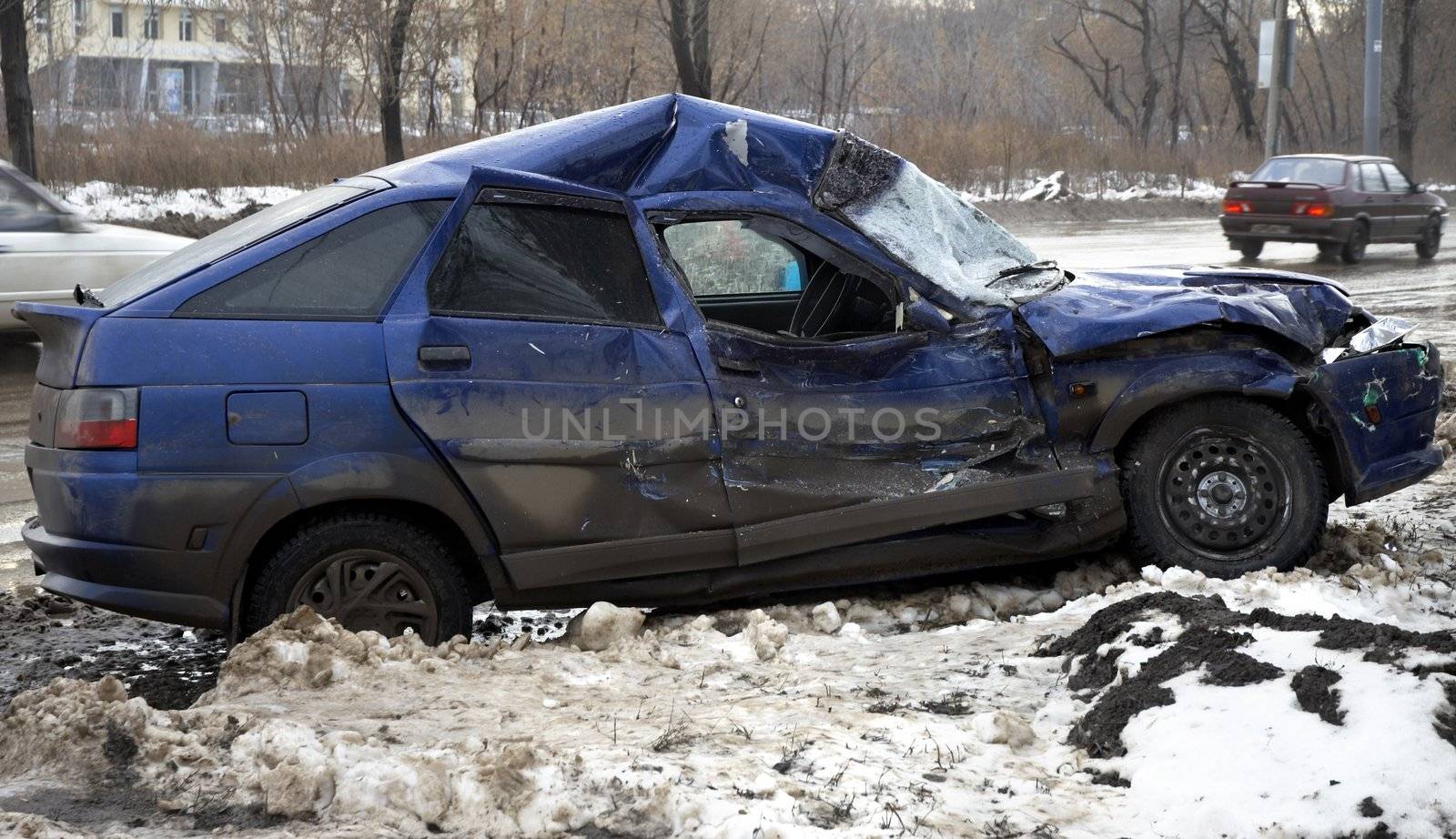 accident on the urban road in the winter time(focus point on the center of the photo)
