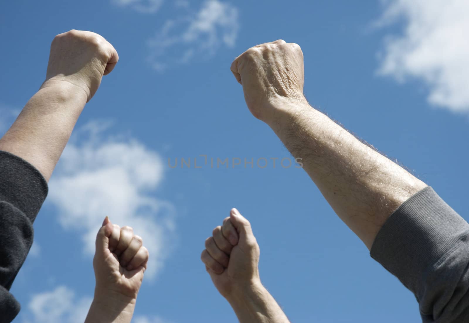 special photo f/x, focus point on  nearest hand of man