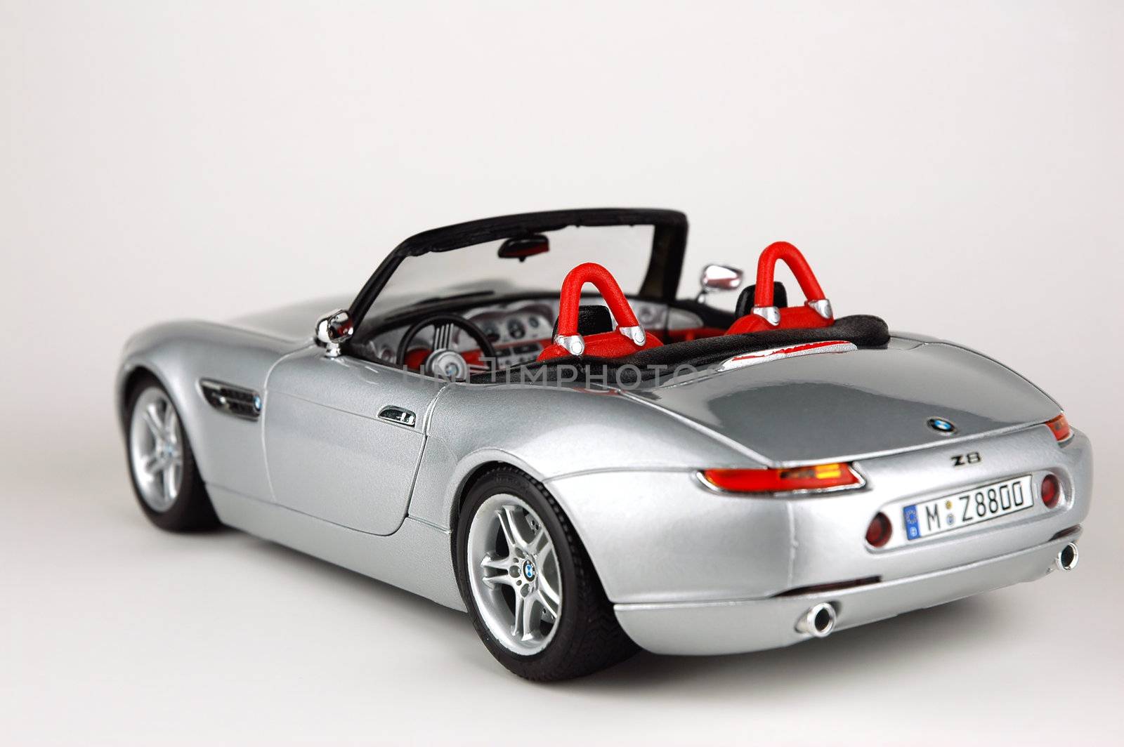 BMW Z 8 - Model car - Scale 1/24