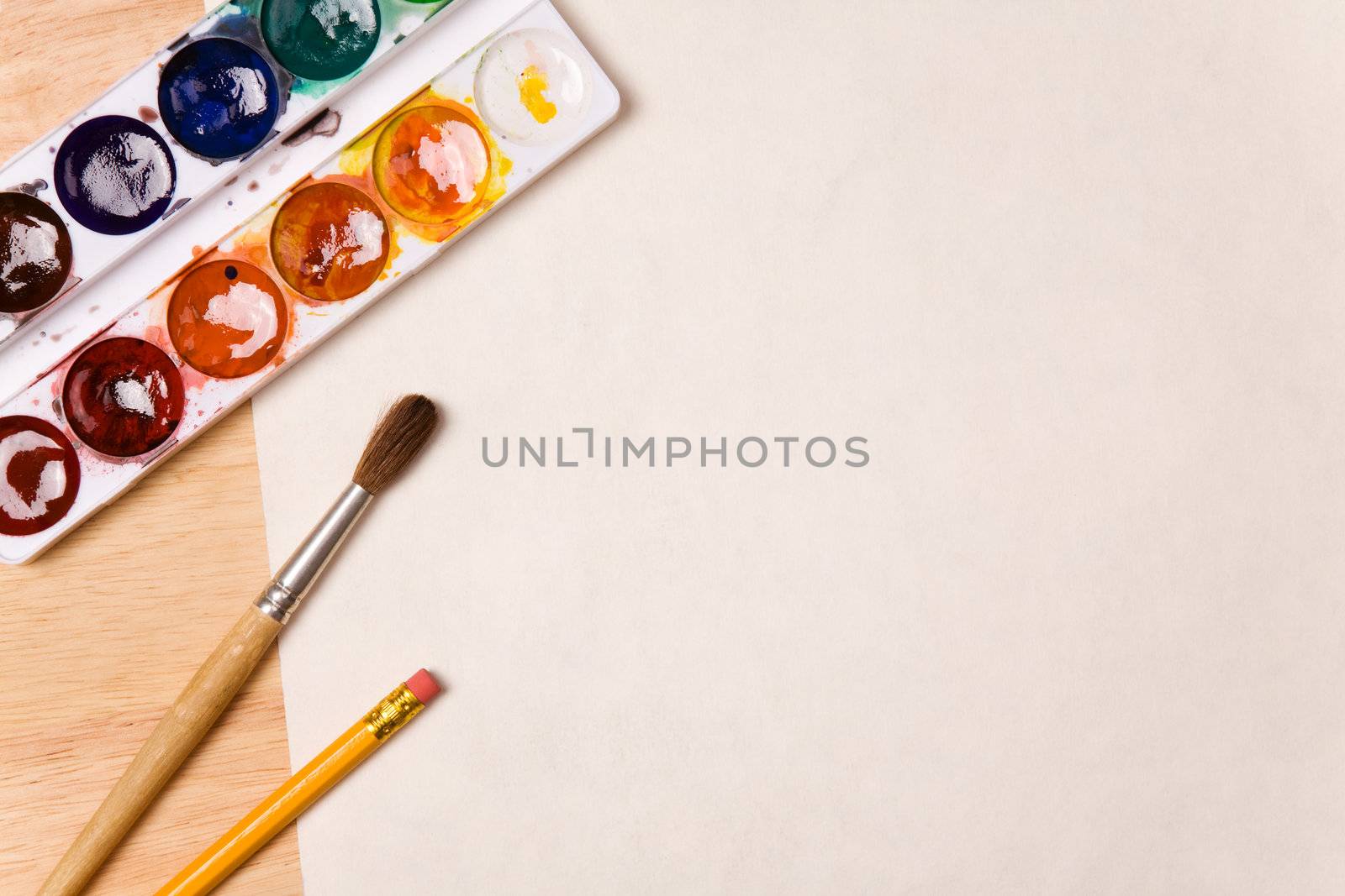 focus point on center of photo, blank for your design