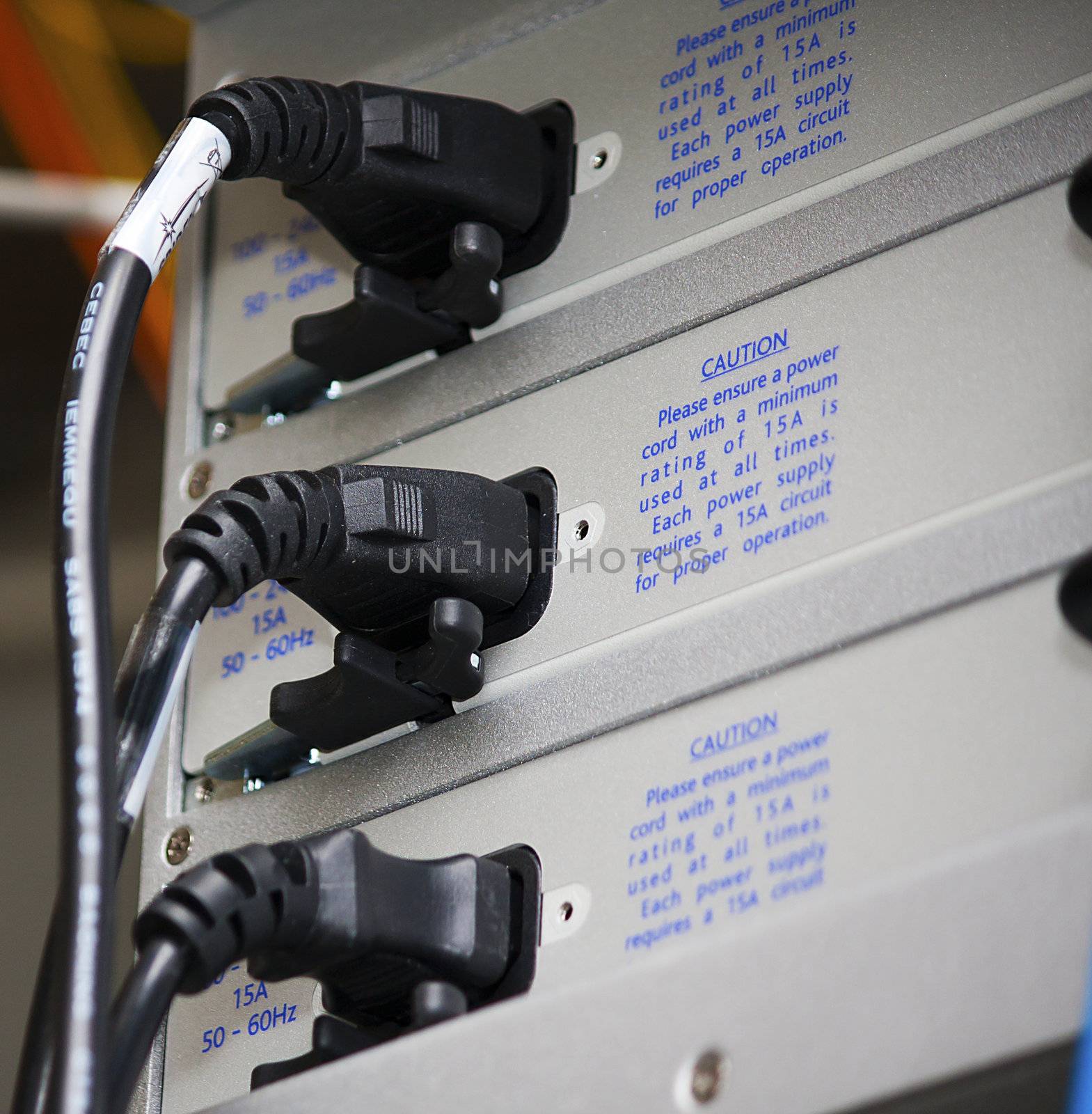 Power connectors connected to equipment