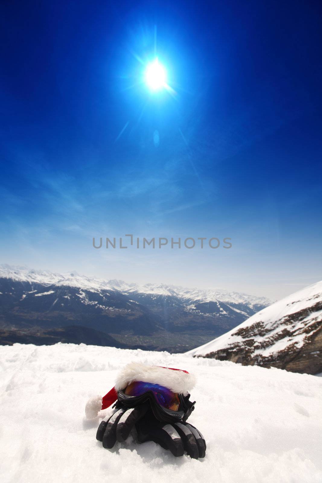 santa vacation hat in mountains