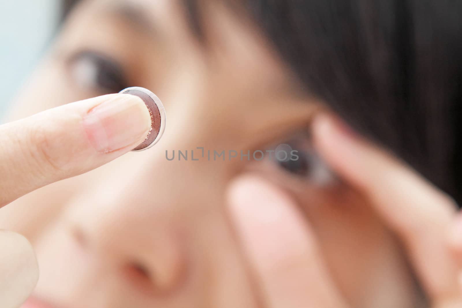 contact lens