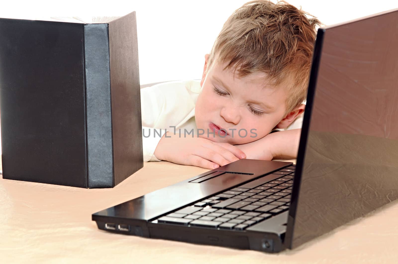 boy pupil sleeps for in time  homework