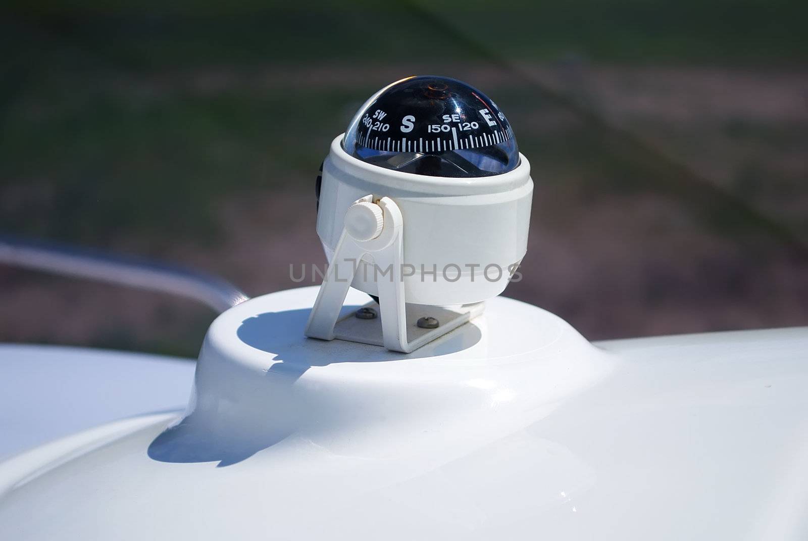 mariner's compass in the nose yacht