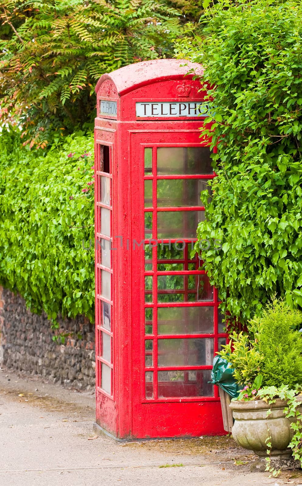 British classic phone box in Lavenham, Suffolk by trgowanlock
