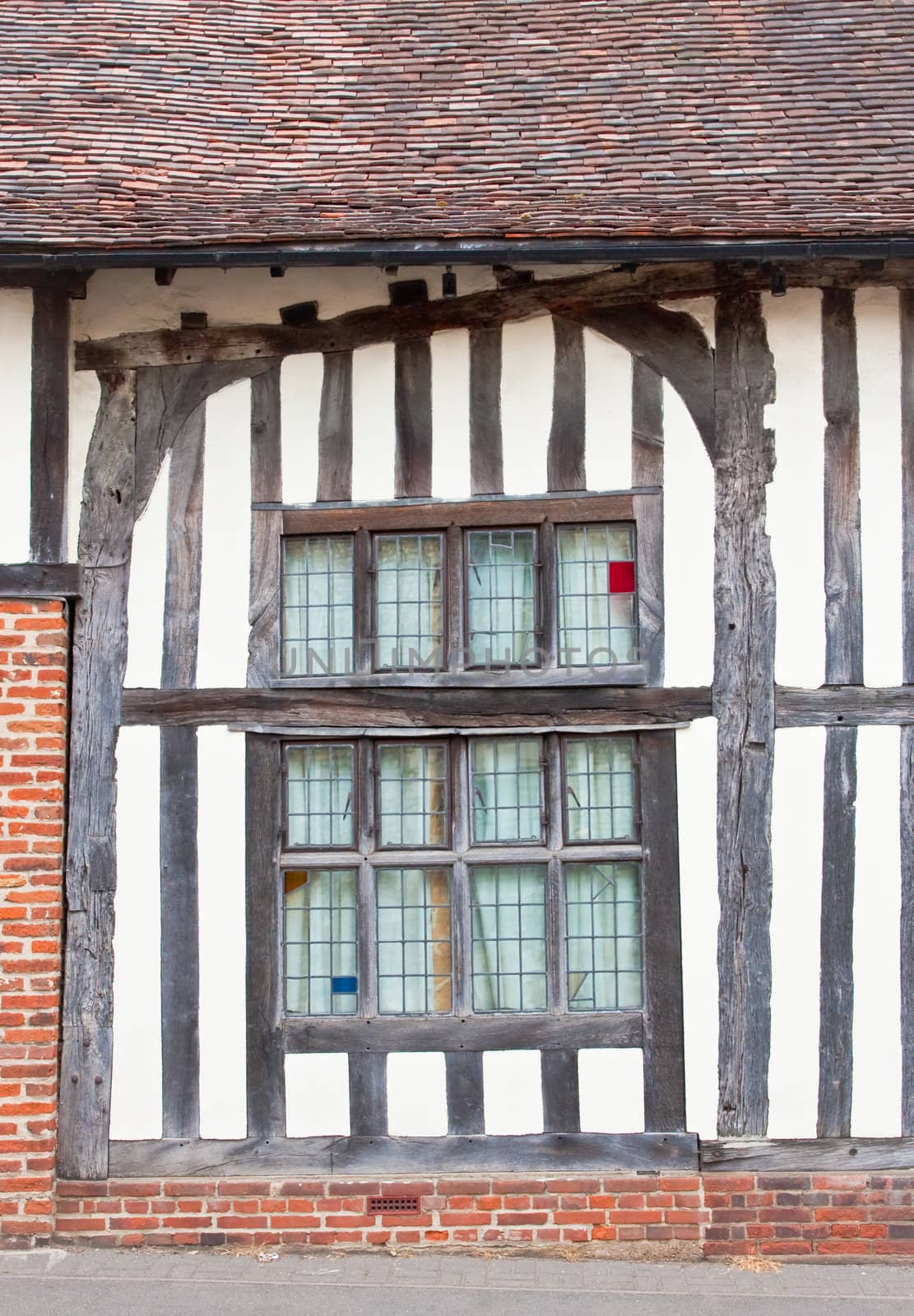 Old house in Laveham, Suffolk by trgowanlock