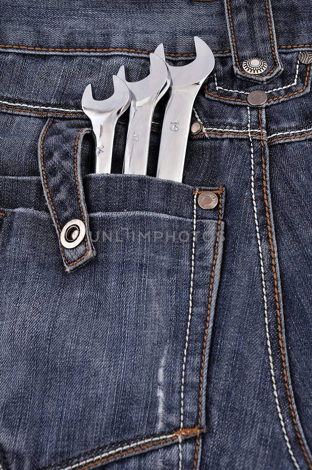 spanners in the back pocket Jeans