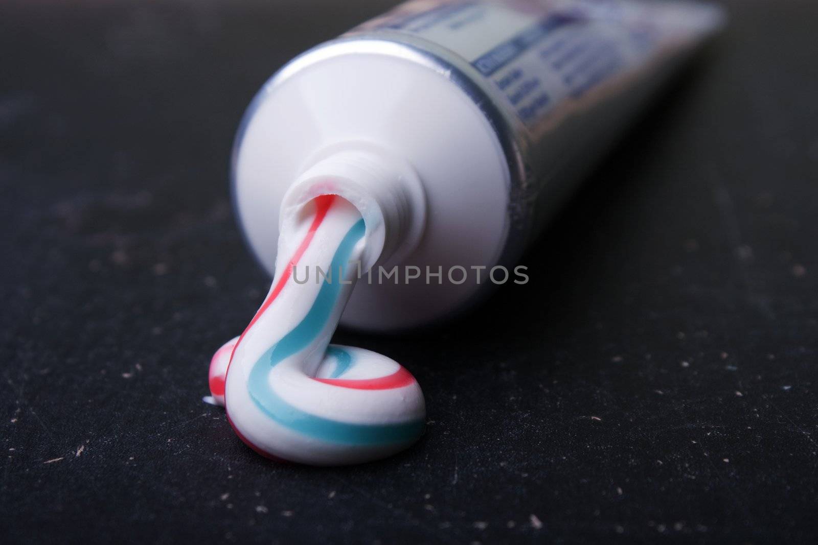 Toothpaste by ia_64