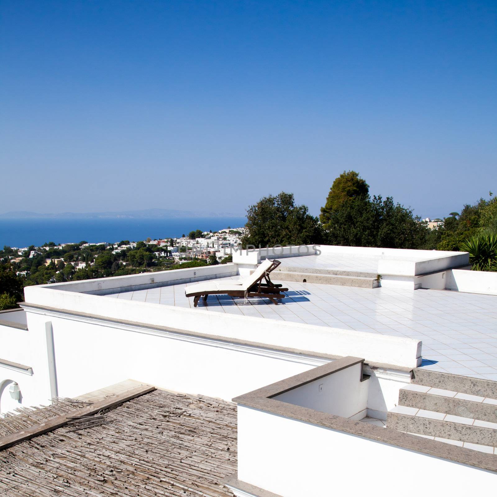 Terrace on Naples Gulf: two seats with a wonderful view