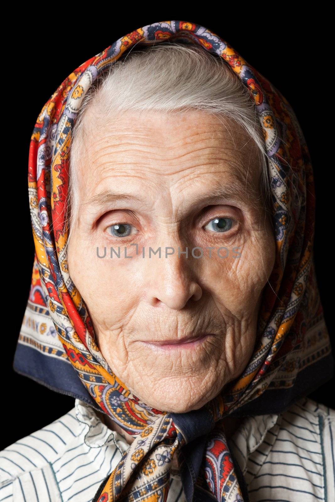 Old women by ia_64