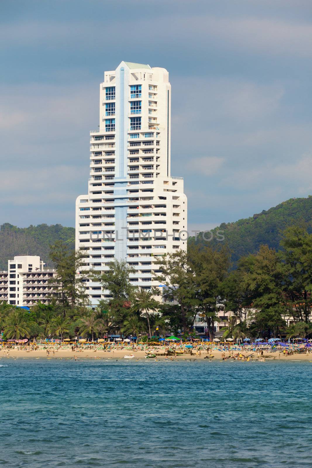 Large high-rise hotel on the tropical ocean. Thailand, Phuket, Patong.