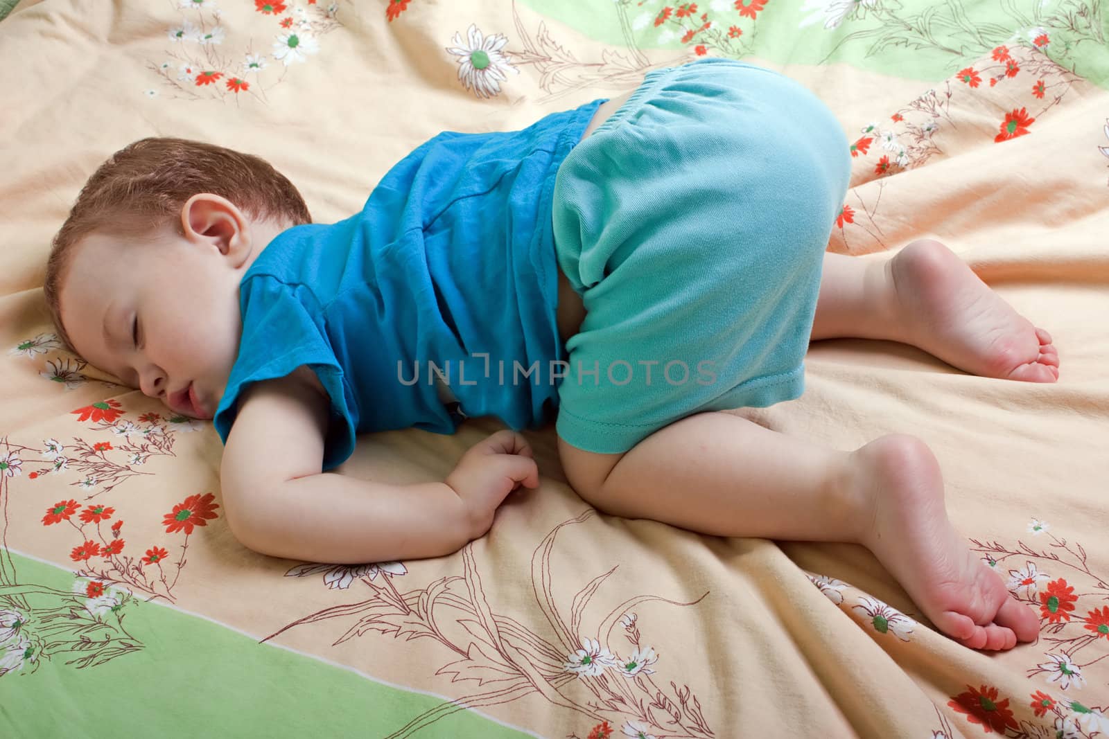 Little child sleeping in happiness and family love