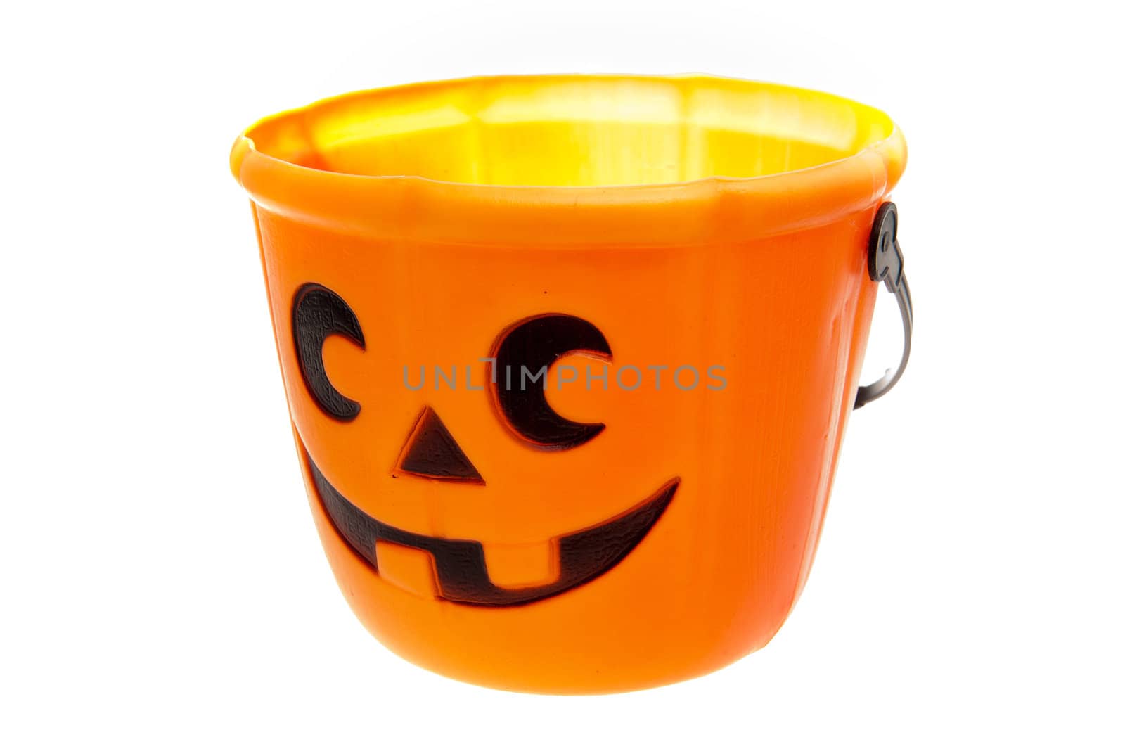 an orange halloween bucket