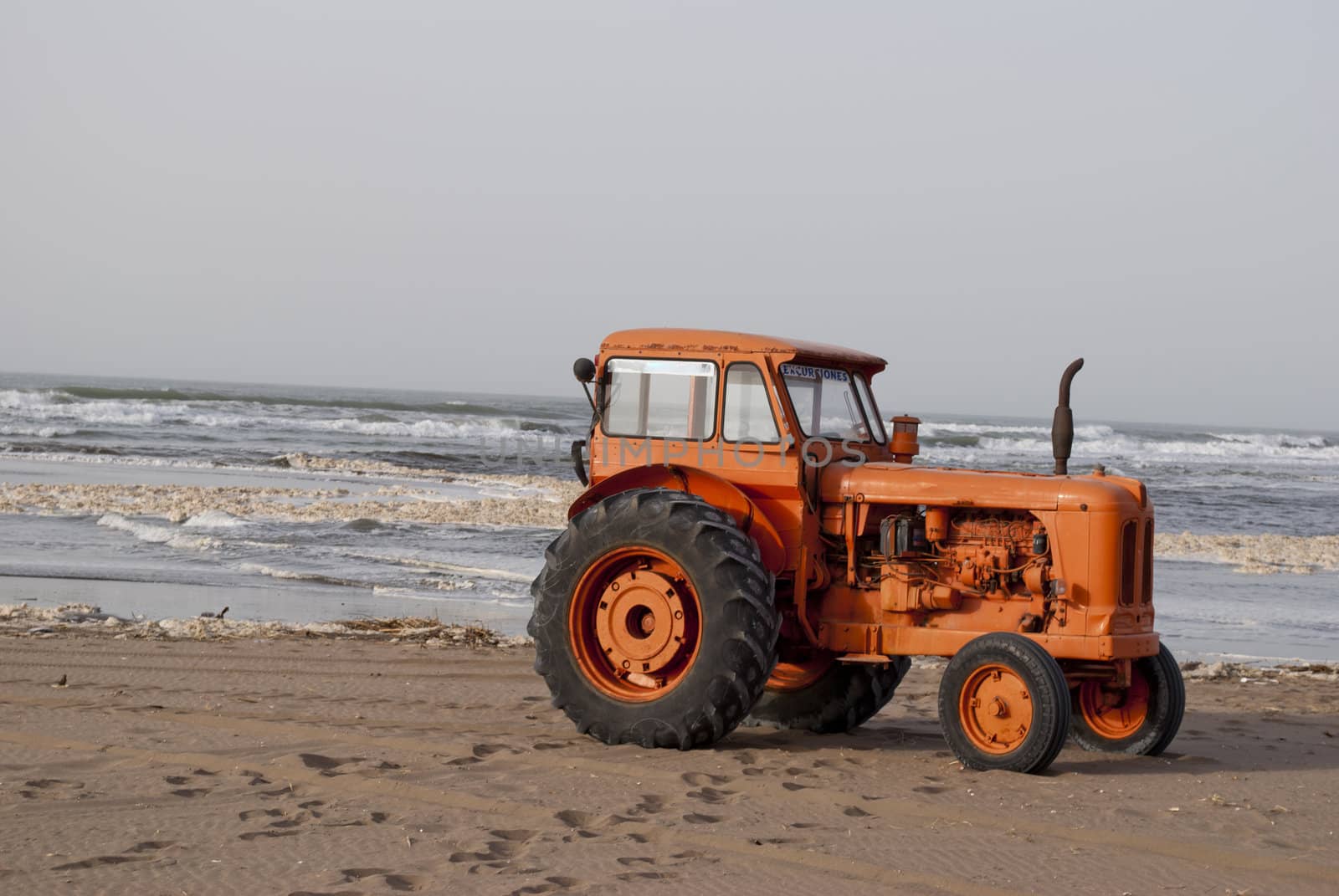 tractor to borders of the sea