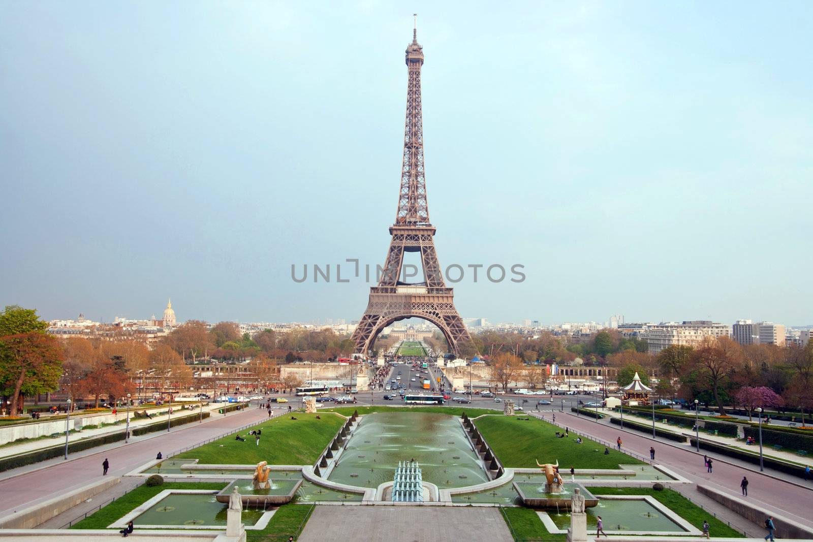 Eiffel tower from trocadero square