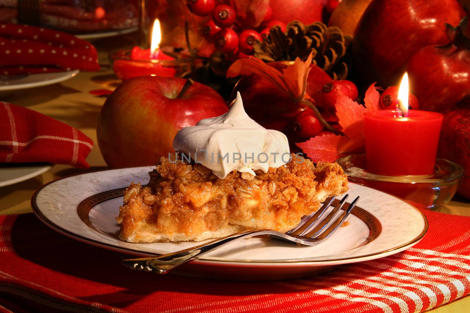 Delicious apple crumble pie for the holidays