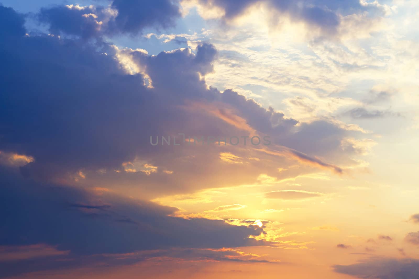 Sky with cirrus clouds in the sunset