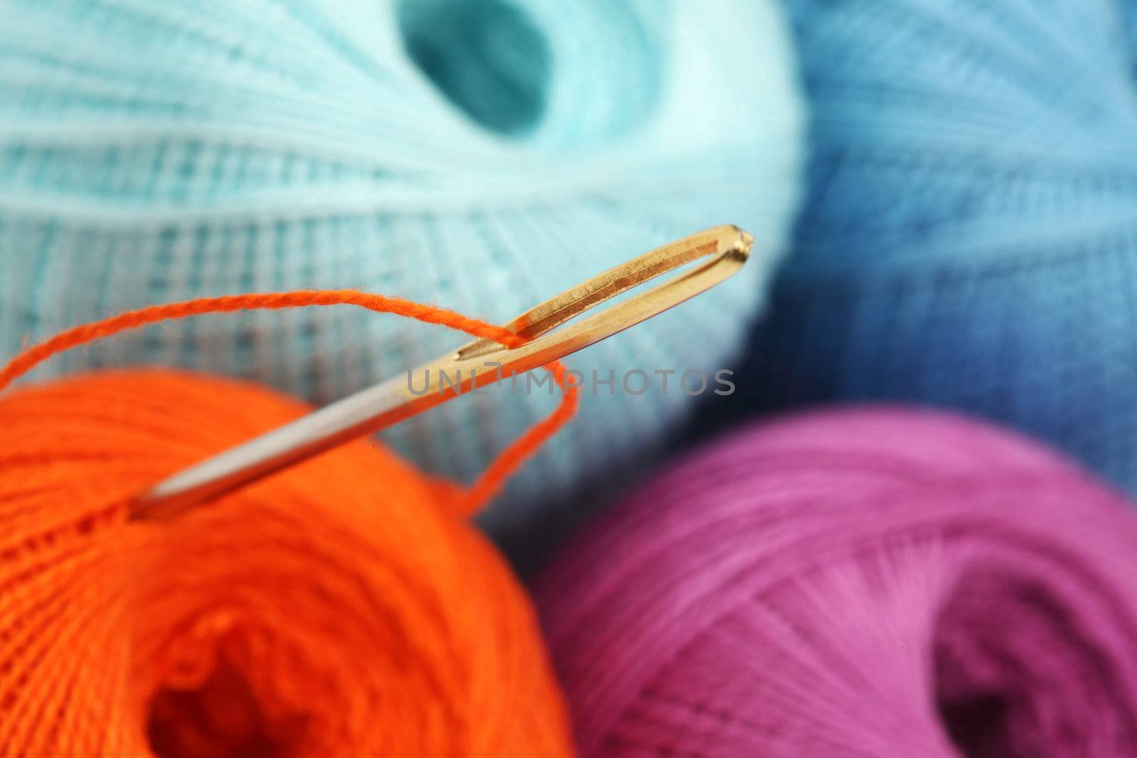  needle and thread macro close up
